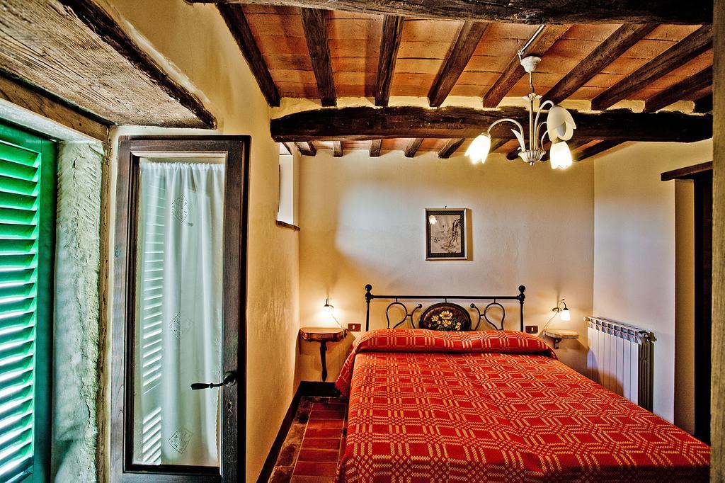 Agriturismo Terra Di Michelangelo Caprese Michelangelo ภายนอก รูปภาพ