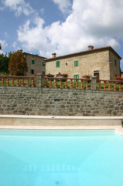 Agriturismo Terra Di Michelangelo Caprese Michelangelo ภายนอก รูปภาพ