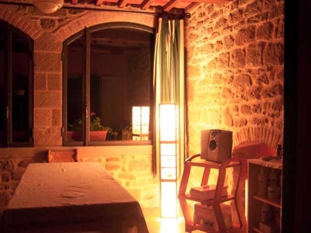 Agriturismo Terra Di Michelangelo Caprese Michelangelo ภายนอก รูปภาพ